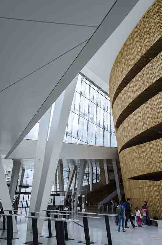 33 - Noruega - Oslo - La Opera y Ballet de Oslo - interior